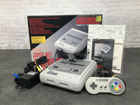 Super Nintendo Starter Pack - Control Set Edition [Complete]