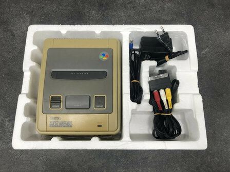 Super Nintendo SNES Console [Complete]