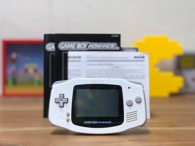 Gameboy Advance White [Complete]