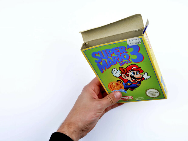 Super Mario Bros 3 (Classic Series)