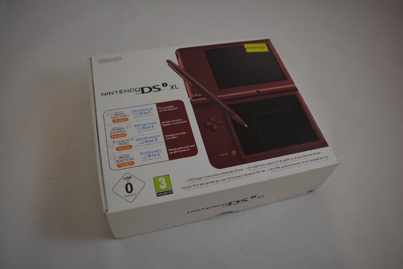 Nintendo DSi XL Bordeaux (Box Only) ⭐ - RetroNintendoKaufen.de