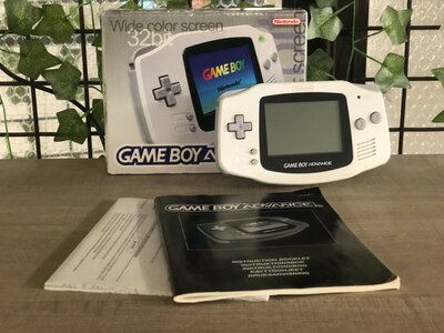 Gameboy Advance White [Complete]